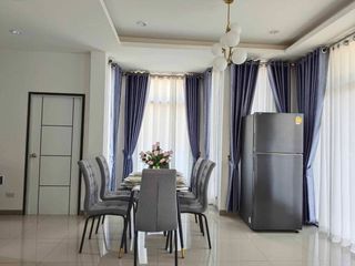 出租 4 卧室 独立屋 在 Bang Lamung, Chon Buri