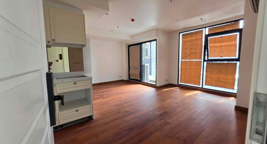 For sale 2 ベッドルーム condo in Bang Kho Laem, Bangkok