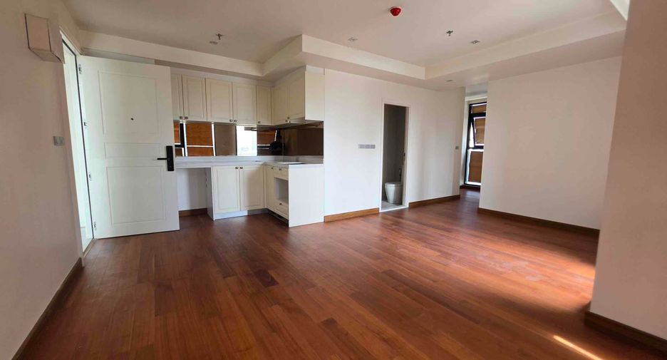 For sale 2 ベッドルーム condo in Bang Kho Laem, Bangkok