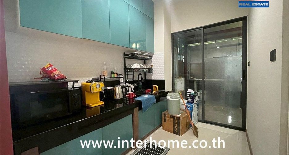 For sale 3 bedrooms townhouse in Bueng Kum, Bangkok