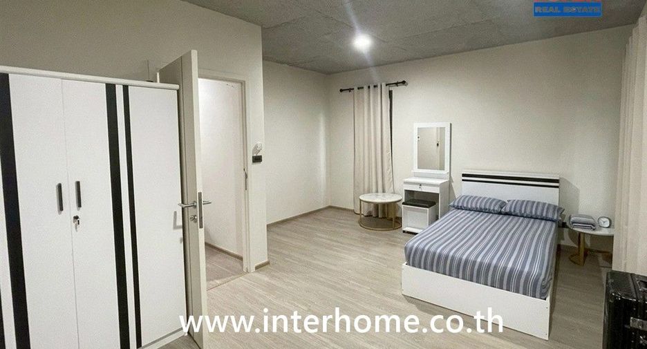 For sale 3 bedrooms townhouse in Bueng Kum, Bangkok
