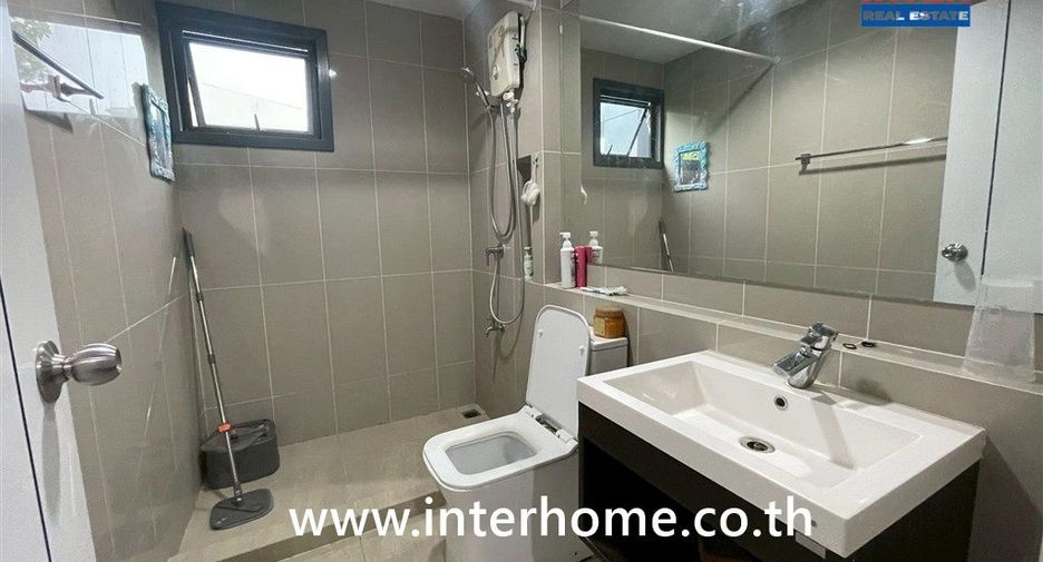 For sale 3 bedrooms townhouse in Bueng Kum, Bangkok