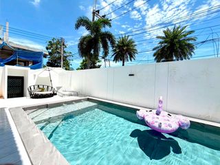For rent 4 bedrooms villa in Bang Lamung, Chonburi