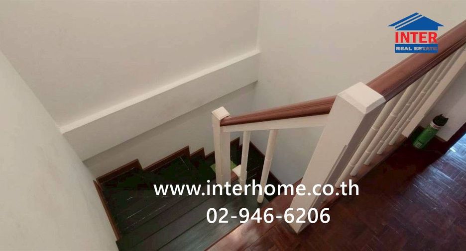 For sale 3 ベッドルーム townhouse in Khlong Sam Wa, Bangkok