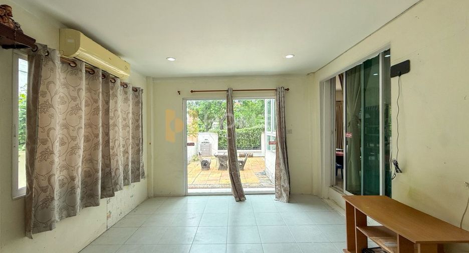 Casa en venta de 4 habitaciones en Min Buri, Bangkok