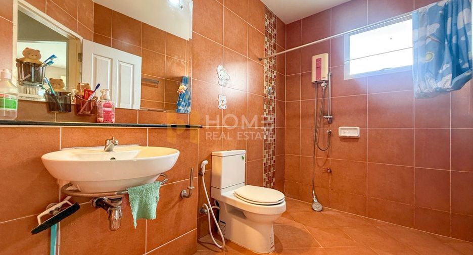 Casa en venta de 4 habitaciones en Min Buri, Bangkok