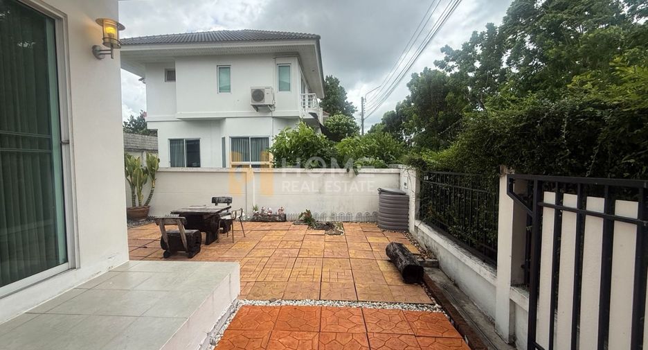 Casa en venta de 4 habitaciones en Min Buri, Bangkok