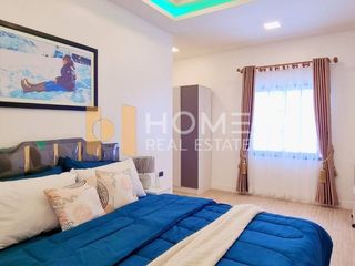 Casa adosada en venta de 2 habitaciones en Bang Lamung, Chonburi