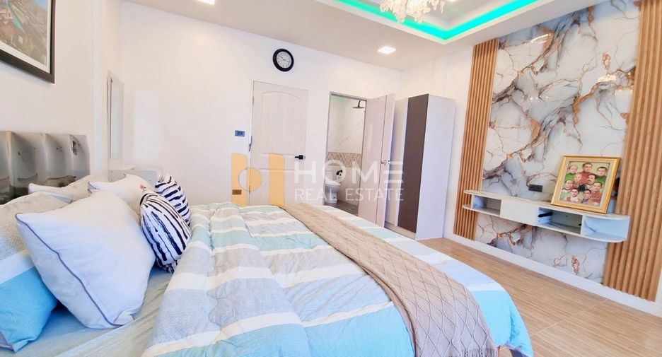 Casa adosada en venta de 2 habitaciones en Central Pattaya, Pattaya