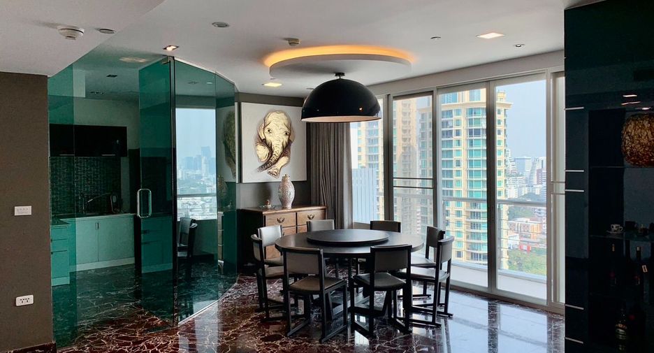 For rent and for sale 3 bedrooms condo in Watthana, Bangkok
