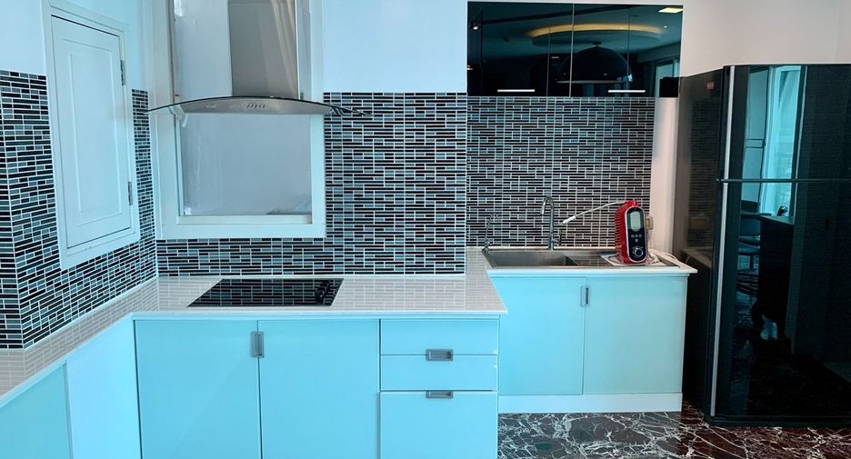 For rent and for sale 3 bedrooms condo in Watthana, Bangkok