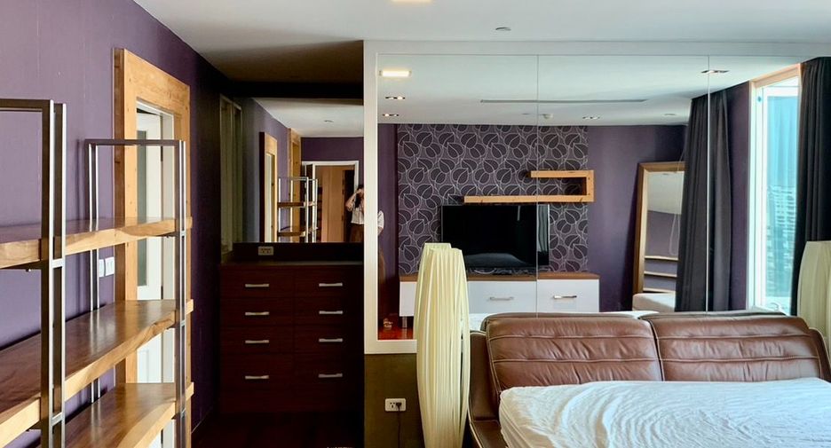 For rent and for sale 3 bedrooms condo in Watthana, Bangkok