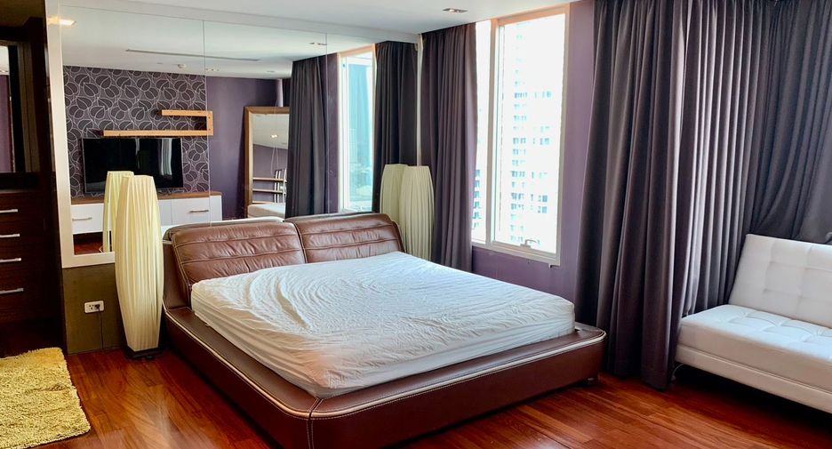 For rent and for sale 3 bedrooms condo in Watthana, Bangkok