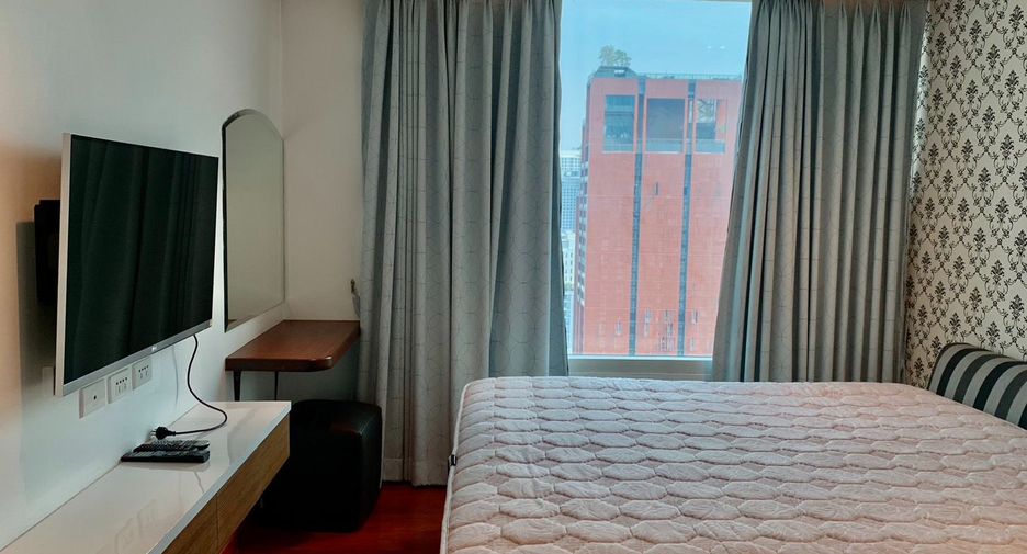 For rent and for sale 3 bedrooms condo in Watthana, Bangkok