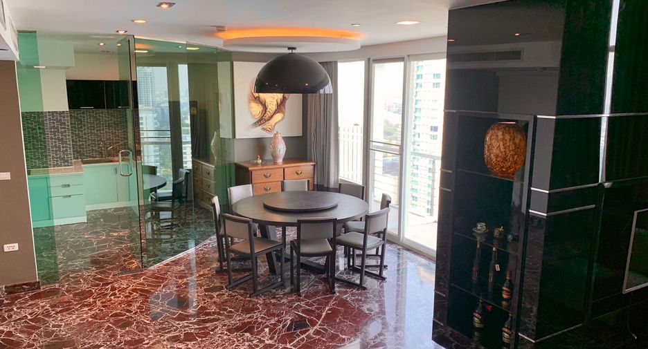 For rent and for sale 3 bedrooms condo in Watthana, Bangkok