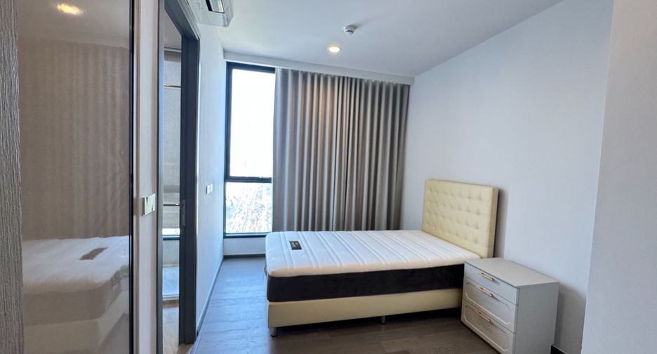 For rent 3 ベッドルーム condo in Khlong Toei, Bangkok