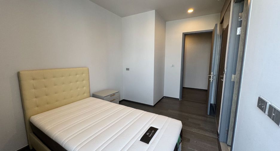 For rent 3 ベッドルーム condo in Khlong Toei, Bangkok