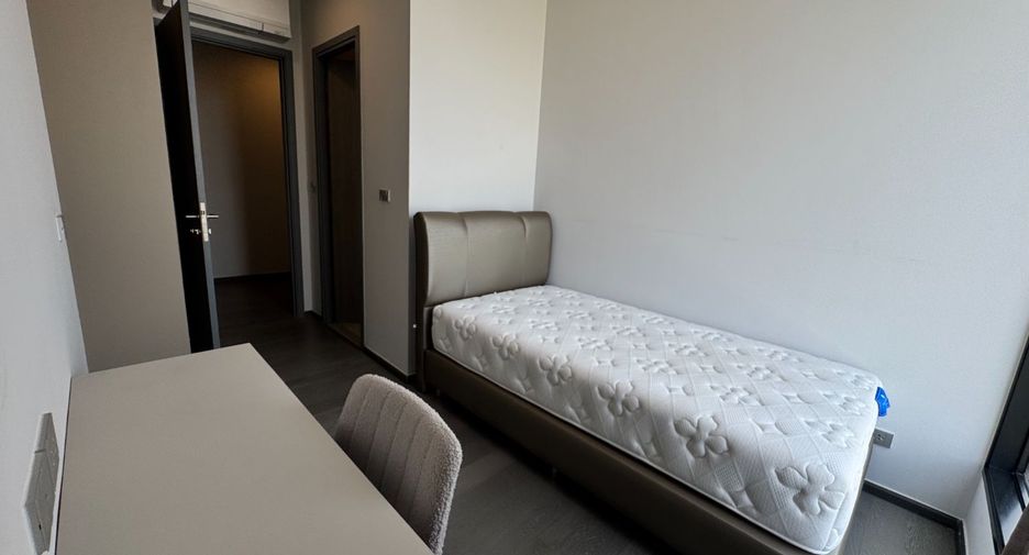 For rent 3 ベッドルーム condo in Khlong Toei, Bangkok