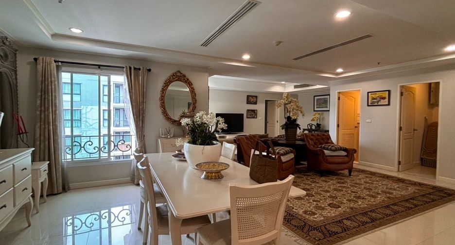 Wohnung zur Miete mit 3 Zimmer in Khlong Toei, Bangkok