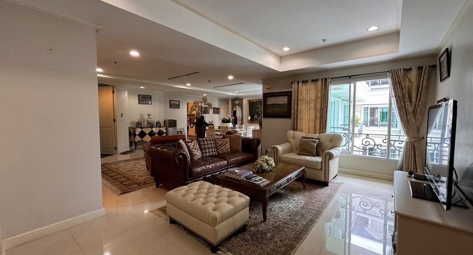 Wohnung zur Miete mit 3 Zimmer in Khlong Toei, Bangkok