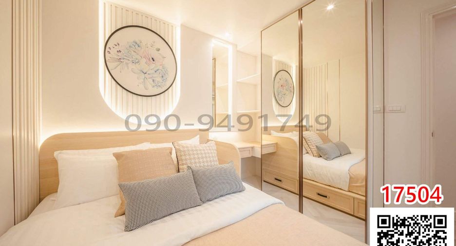 For rent 3 bedrooms condo in Yan Nawa, Bangkok