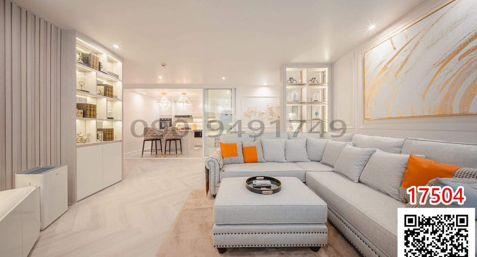 For rent 3 bedrooms condo in Yan Nawa, Bangkok