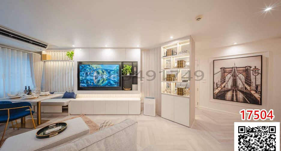 For rent 3 bedrooms condo in Yan Nawa, Bangkok