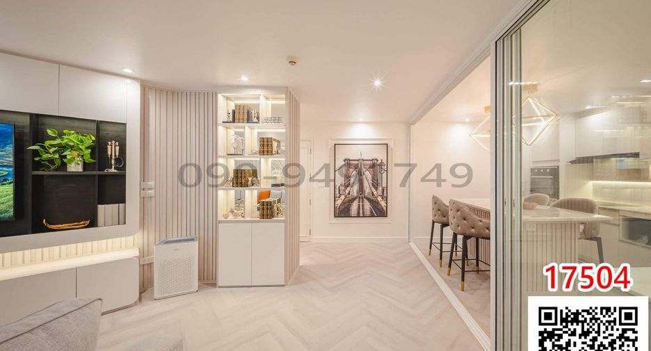 For rent 3 bedrooms condo in Yan Nawa, Bangkok