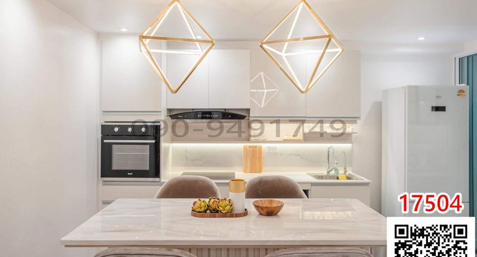 For rent 3 bedrooms condo in Yan Nawa, Bangkok