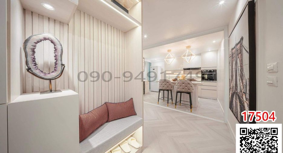 For rent 3 bedrooms condo in Yan Nawa, Bangkok