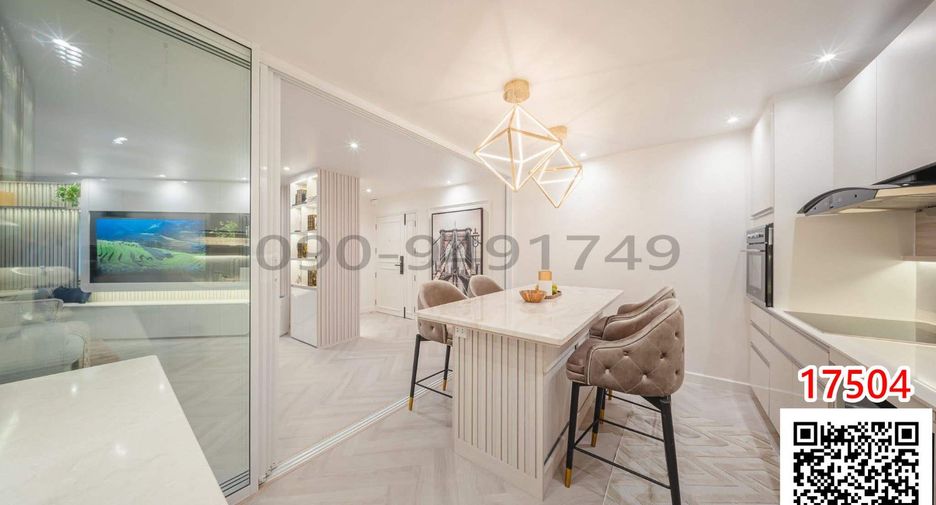 For rent 3 bedrooms condo in Yan Nawa, Bangkok