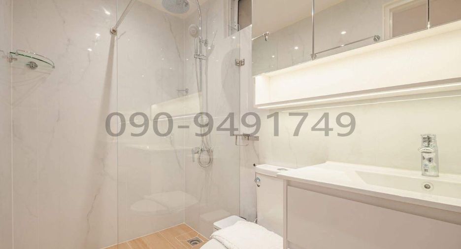 For rent 3 bedrooms condo in Yan Nawa, Bangkok