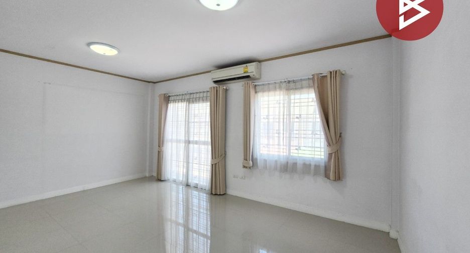 Reihenhaus zum Kauf mit 3 Zimmer in Mueang Nonthaburi, Nonthaburi