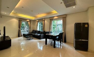 Wohnung zur Miete und zum Kauf mit 2 Zimmer in Khlong Toei, Bangkok