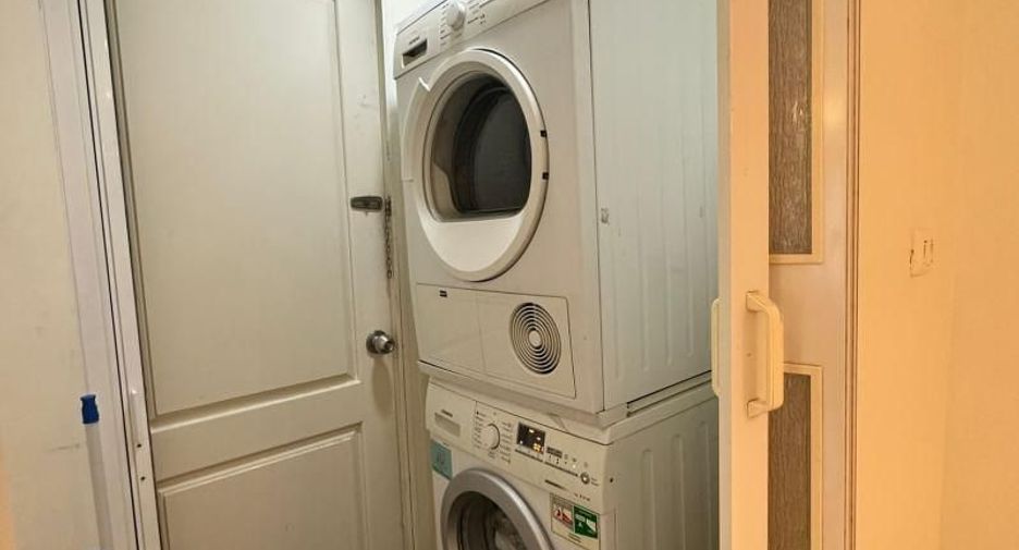 Wohnung zur Miete und zum Kauf mit 2 Zimmer in Khlong Toei, Bangkok