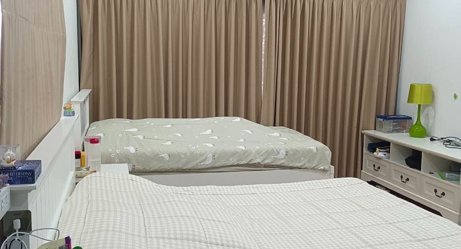 Haus zum Kauf mit 4 Zimmer in Pak Kret, Nonthaburi