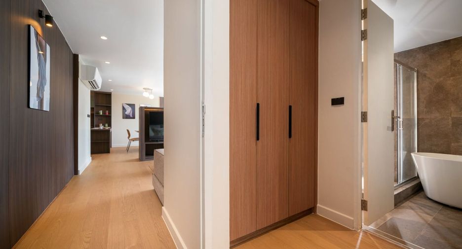 For rent 2 ベッドルーム condo in Khlong Toei, Bangkok