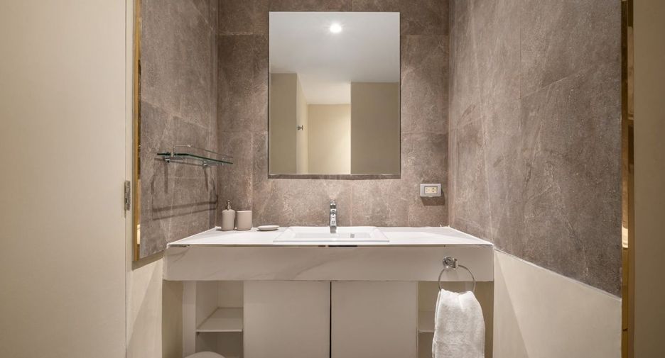 For rent 2 ベッドルーム condo in Khlong Toei, Bangkok