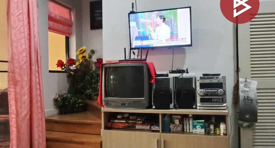 Reihenhaus zum Kauf mit 3 Zimmer in Bang Khae, Bangkok