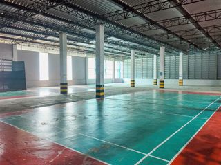 Аренда торговое помещение в Кхлонг Тоеи, Бангкок