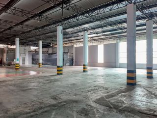 Аренда торговое помещение в Кхлонг Тоеи, Бангкок
