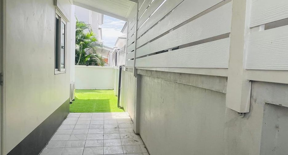 For rent 3 bedrooms house in East Pattaya, Pattaya