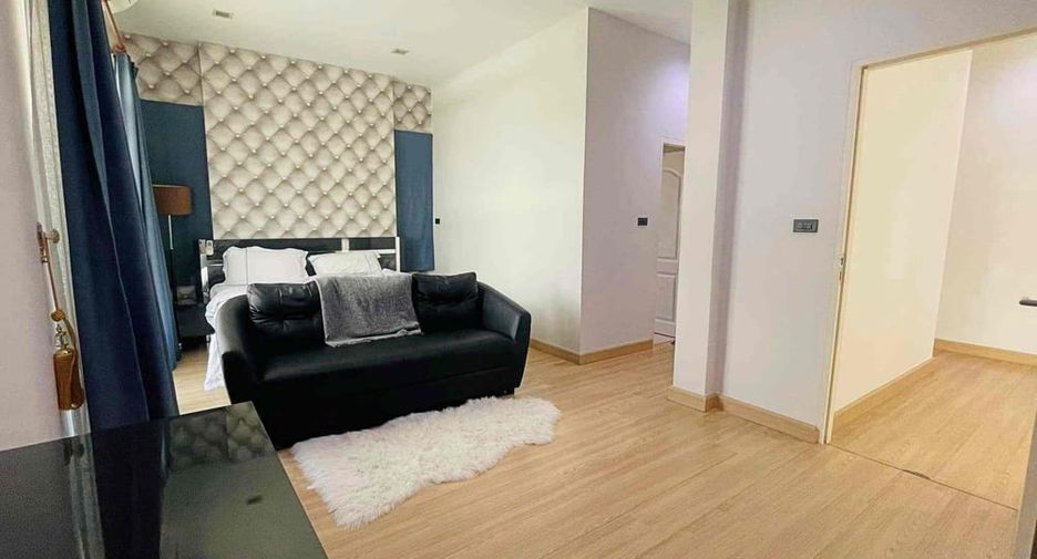 For rent 3 bedrooms house in East Pattaya, Pattaya
