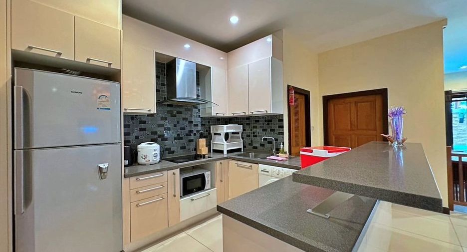 For rent 5 bedrooms villa in Central Pattaya, Pattaya