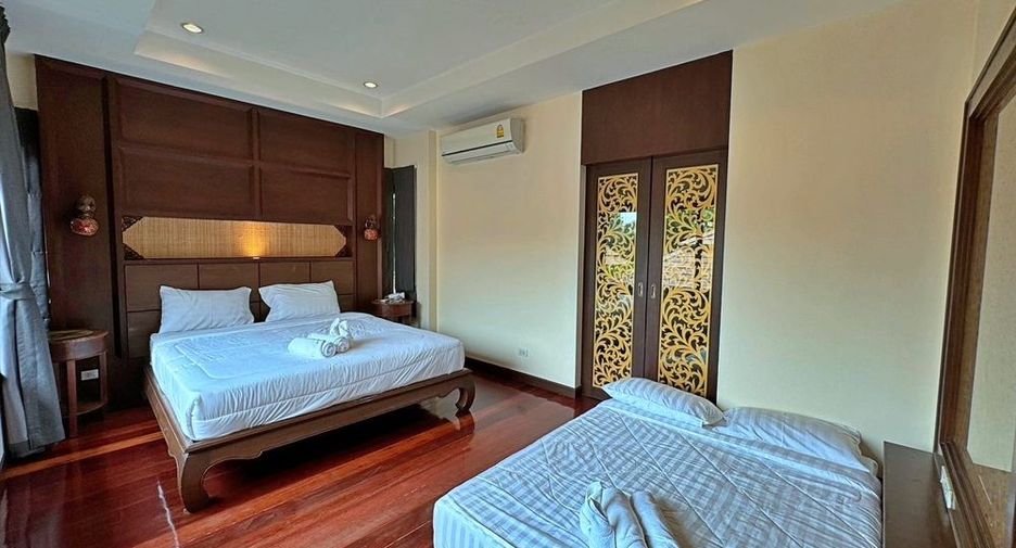 For rent 5 bedrooms villa in Central Pattaya, Pattaya