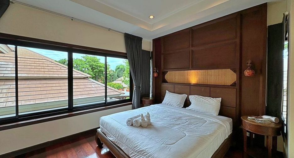 For rent 5 bedrooms villa in Central Pattaya, Pattaya