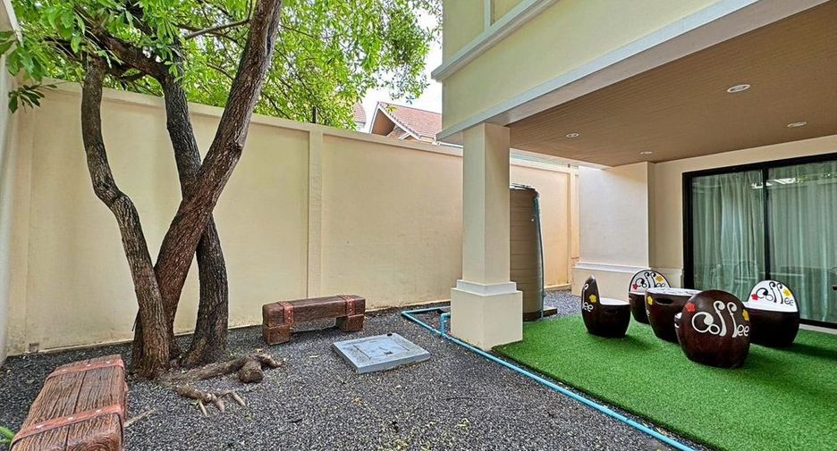 For rent 5 bedrooms villa in Central Pattaya, Pattaya