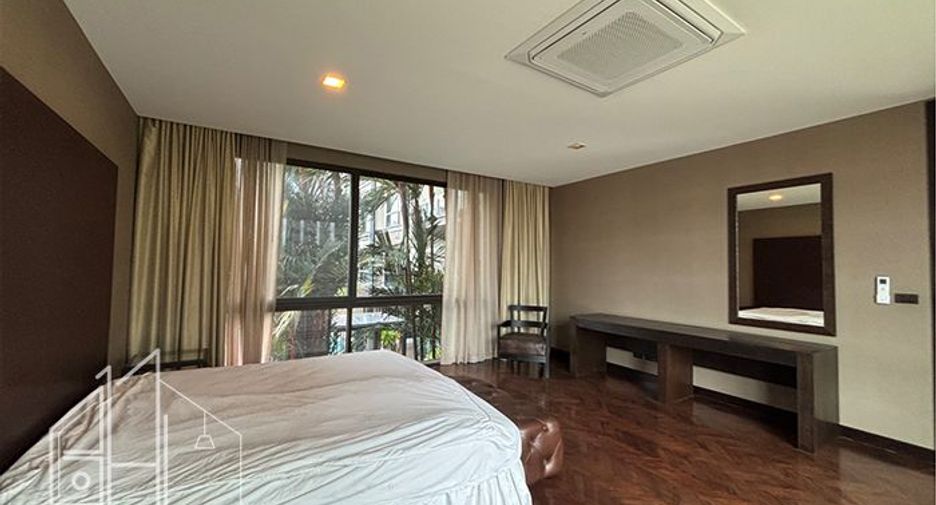 For rent 2 ベッドルーム condo in Watthana, Bangkok