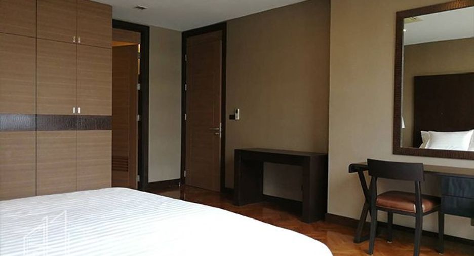 For rent 2 ベッドルーム condo in Watthana, Bangkok