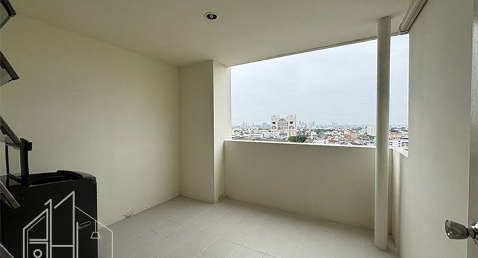 Apartamento en alquiler de 3 habitaciones en Watthana, Bangkok